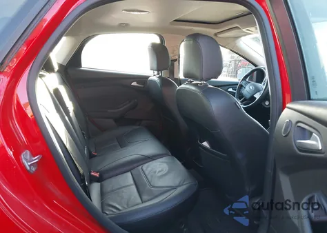 2015 Ford Focus Se from USA, damaged, VIN 1FADP3K27FL351627